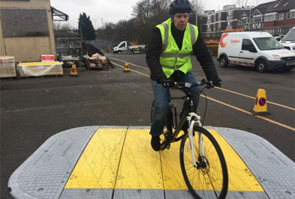 Die LowPro Roadplate ein Beitrag zur Verkehrssicherheit